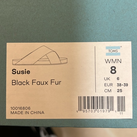 Tom’s Susie Slippers - Picture 3 of 4